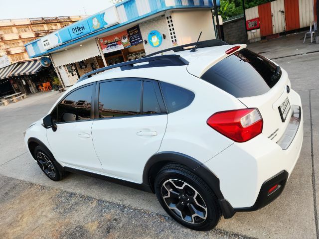 Subaru XV 2013 2.0 XV 4WD Utility-car เบนซิน ไม่ติดแก๊ส เกียร์อัตโนมัติ ขาว รูปที่ 4