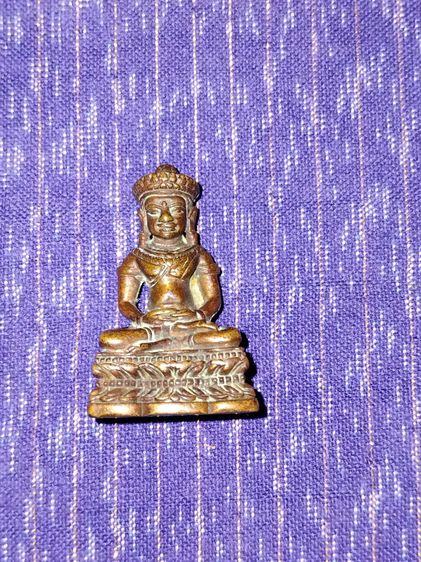 พระกริ่งจอมสุรินทร์ เนื้อนวโลหะ หลวงปู่ดุลย์ วัดบูรพาราม ปี 2513 สวย สมบูรณ์ เก่า แท้ พระกริ่งจอมสุรินทร์ ออกแบบโดยนายช่างเกษม มงคลเจริญ โดย