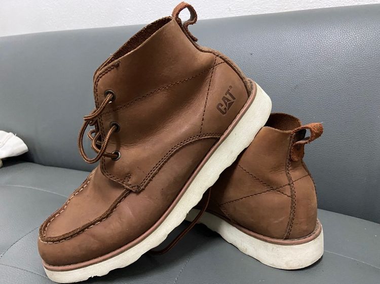 รองเท้า CAT
