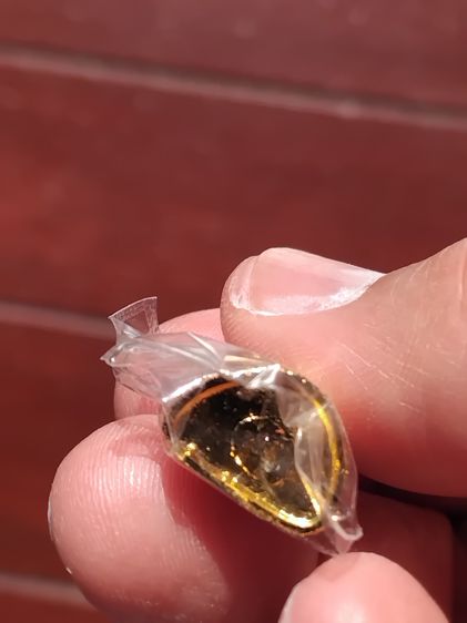 รูปหล่อลอยองค์ หลวงปู่ทวด เนื้อสำริด เคลือบทองคำแท้ วัดดเขาตะเกียบ หัวหิน พิมพ์คม ชัด สภาพสวยงาม สมบุรณ์ แท้ หายาก พร้อมกล่องเดิม เป็น รูปที่ 5