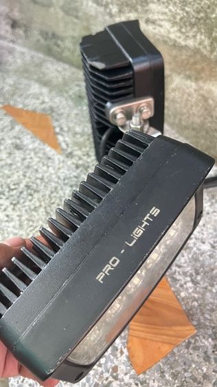 ไฟสปอตไลต์ ยี่ห้อ pro- lights  รูปที่ 4