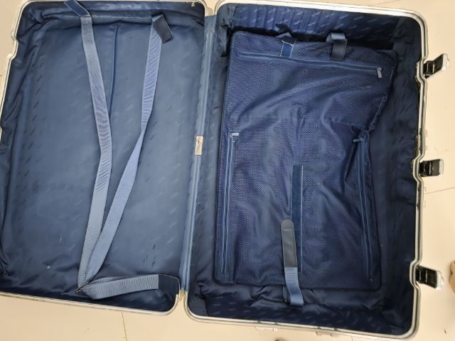 กระเป๋าเดินทางRimowa  รูปที่ 8