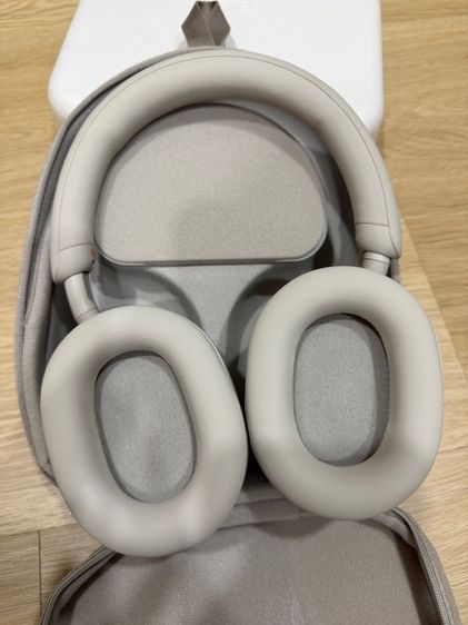 หูฟังตัดเสียงรบกวนแบบไร้สาย WH-1000XM5 รูปที่ 2