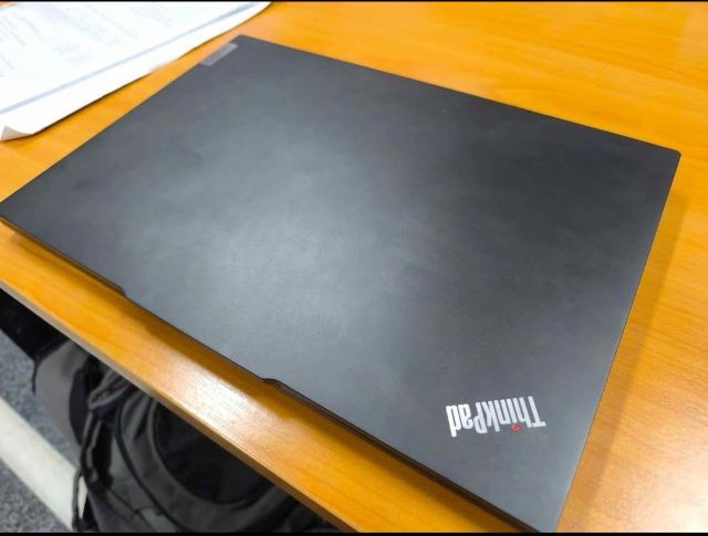Lenovo E16 Gen2 ตัวแรงตัวอึด ประกัน 31 เดือน กล่องแท้ กระเป๋าแท้