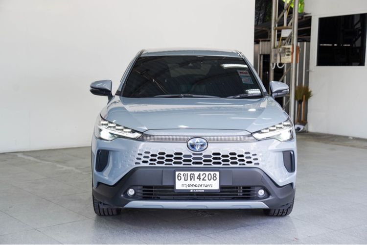 รถ Toyota Corolla Cross 1.8 Hybrid Premium สี เทา
