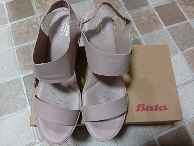 รองเท้า บาจา เบอร์ 8 รูปที่ 2