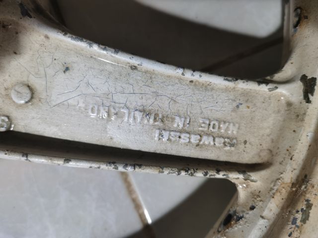 ขายล้อแม็กเก่า kawasaki 3ก้าน หายาก ไม่ทราบรุ่น รูปที่ 3