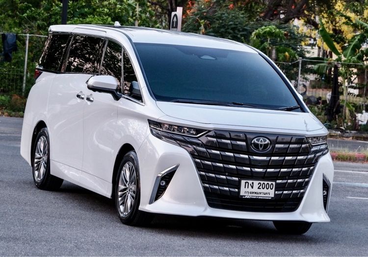 รถ Toyota Alphard 2.5 Z สี ขาว