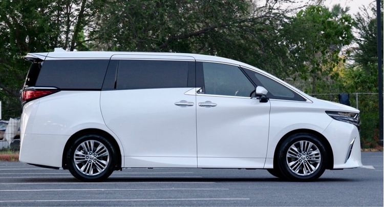 Toyota Alphard 2025 2.5 Z Van เบนซิน ไม่ติดแก๊ส เกียร์อัตโนมัติ ขาว รูปที่ 4