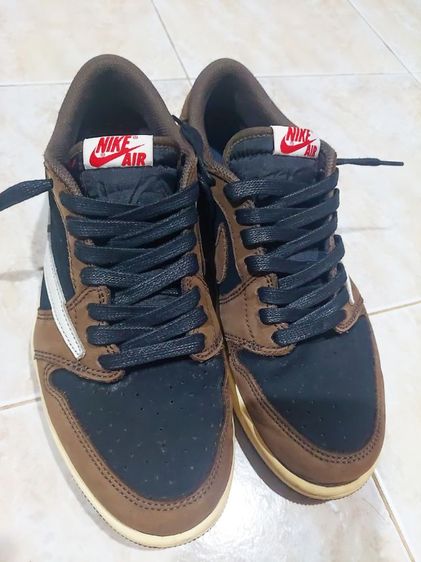 รองเท้าไนกี๋ ไซส์ 42.5  ยาว 27 cm.