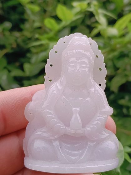 หยกแกะสลักเจ้าแม่กวนอิม รูปที่ 3