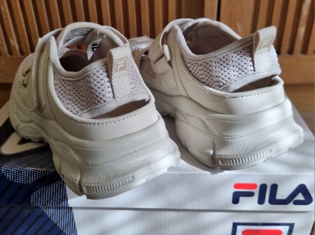 รองเท้าลำลองผู้หญิงสีครีม Fila เบอร์ 37 รูปที่ 8
