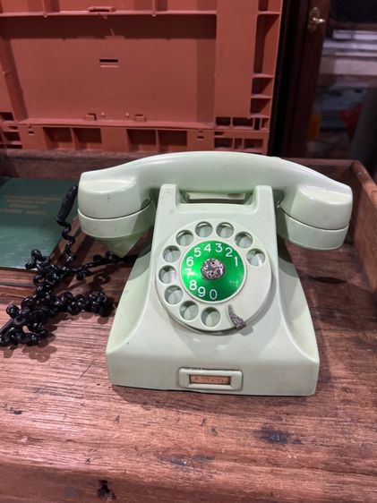 โทรศัพท์โบราณ