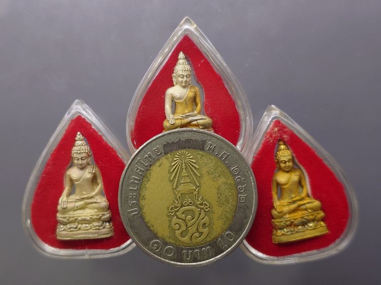 พระไพรีพินาศ "ครบชุด เนื้อเงิน เงินสามกษัตริย์ เงินกาหลั่ยทอง สมเด็จพระญาณสังวรฯ ทรงแผ่เมตตาอธิษฐานจิตเดี่ยว วัดบวรนิเวศวิหาร พ.ศ.2541 พร้อ รูปที่ 7