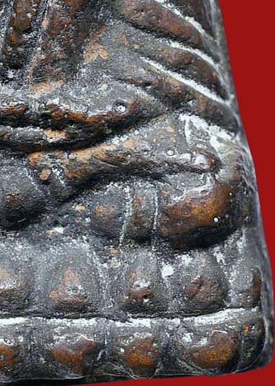 หลวงปู่ทวด วัดช้างให้ ปี 05 พิมพ์หลังเตารีดเล็ก เนื้อเก่า สวย รูปที่ 18