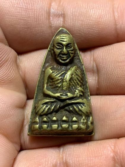 หลวงปู่ทวดหลังเตารีด