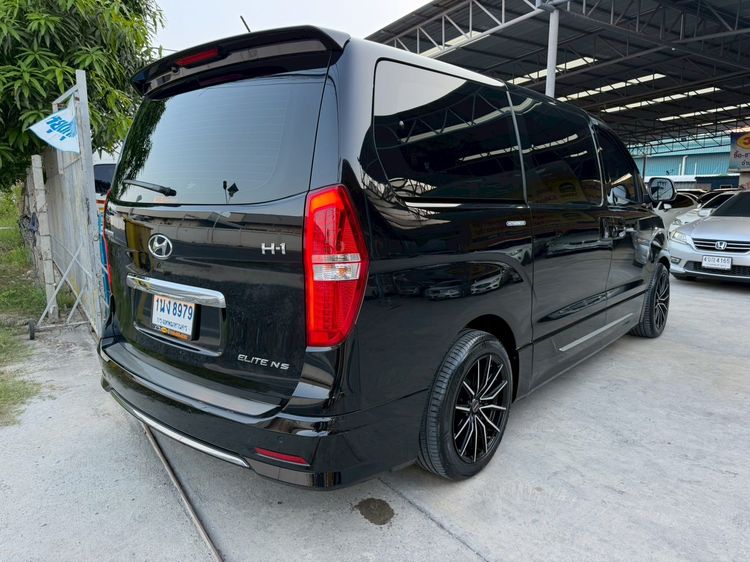 Hyundai H-1  2022 2.5 Elite Van ดีเซล ไม่ติดแก๊ส เกียร์อัตโนมัติ ดำ รูปที่ 4