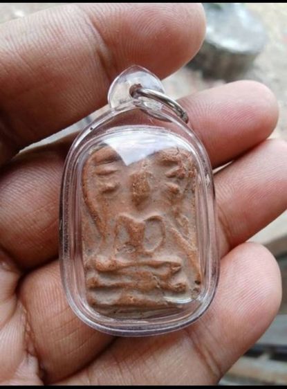 พระพิมพ์มเหศวรเนื้อดิน หลวงพ่อโหน่งวัดคลองมะดัน