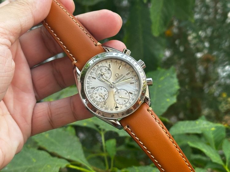 Rare OMEGA Speedmaster Triple Date Calendar Sliver Dial รูปที่ 7