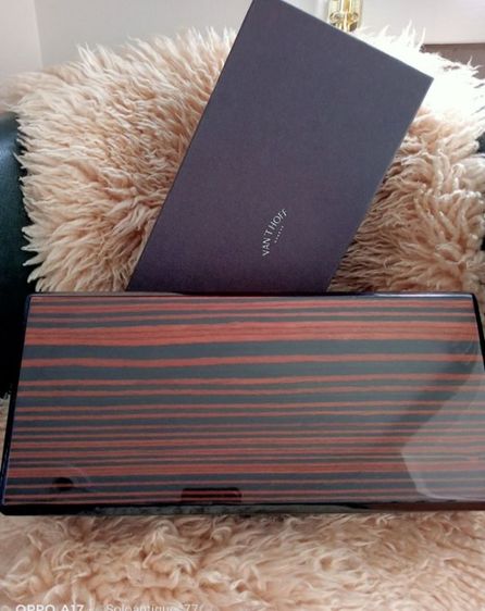 Luxury watch box for 3 watches Van't Hoff
- Real wood

 รูปที่ 3