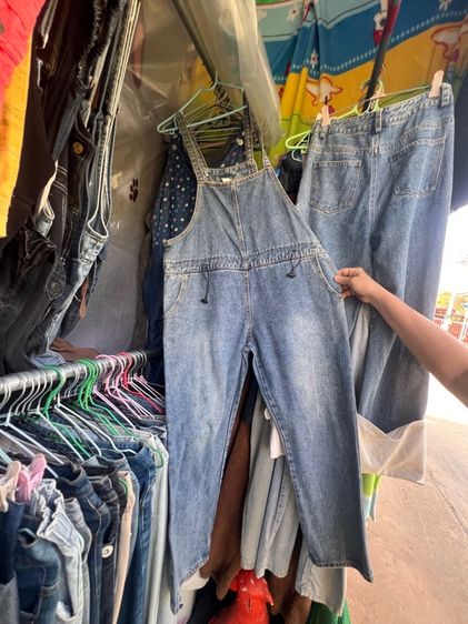 เอี๊ยมกางเกงขายาวและขาสั้น รูปที่ 12