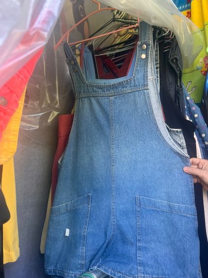 เอี๊ยมกางเกงขายาวและขาสั้น รูปที่ 18