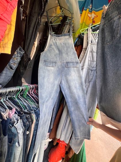 เอี๊ยมกางเกงขายาวและขาสั้น รูปที่ 2