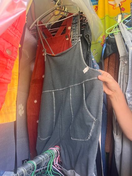 เอี๊ยมกางเกงขายาวและขาสั้น รูปที่ 12