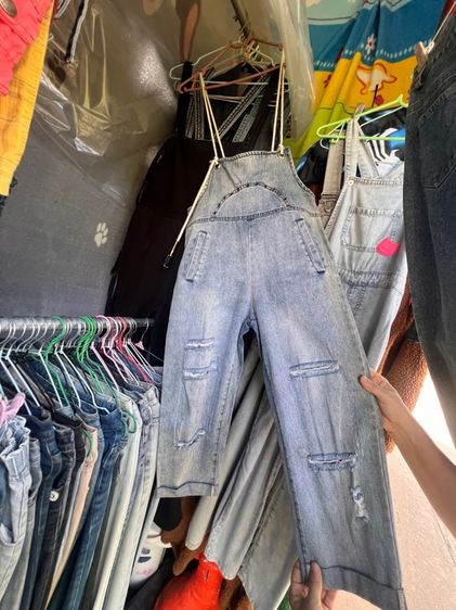 เอี๊ยมกางเกงขายาวและขาสั้น รูปที่ 9