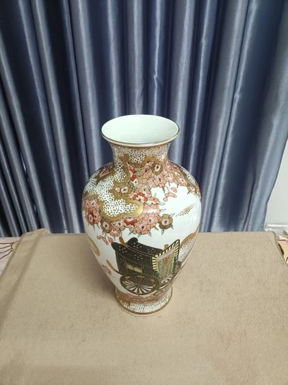 แจกันลายดอกเหมยหีบสมบัติ รูปที่ 3