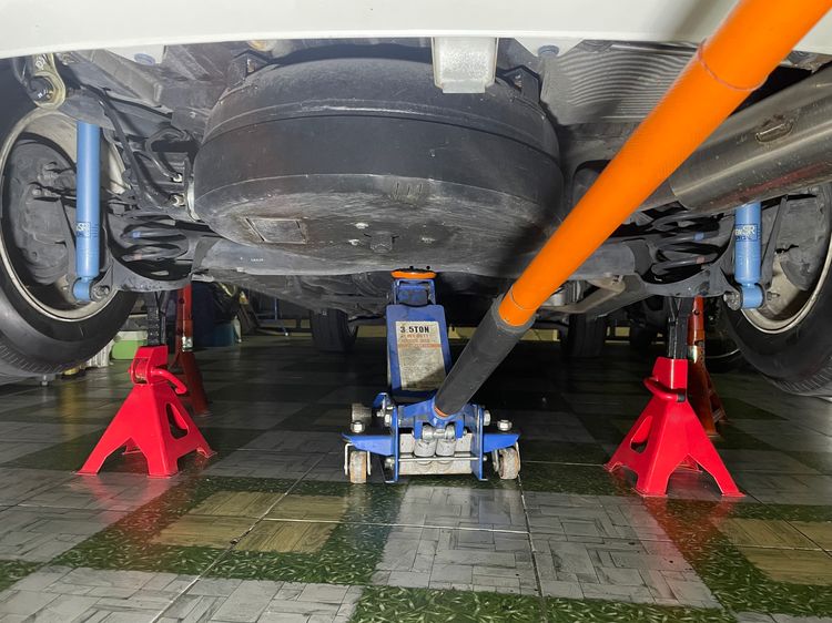 Honda Freed 2013 1.5 SE Utility-car เบนซิน LPG เกียร์อัตโนมัติ ขาว รูปที่ 3