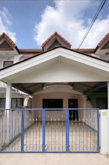 ไม่มี ขายทาวเฮาส์ 2 ชั้น หมู่บ้านพงษ์ศิริชัย 2 ทำเลดี เหมาะสำหรับอยู่อาศัย ใกล้ BTS สถานีหลักสอง รูปที่ 2