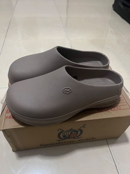 รองเท้าคัทชู Hello Polo รุ่น HP8009W