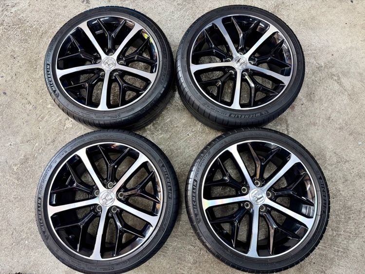 ล้อแม็ก HONDA CIVIC RS ขอบ 18” สีเดิม ยาง MICHELIN 235-40R18 ปี 23 รูปที่ 3