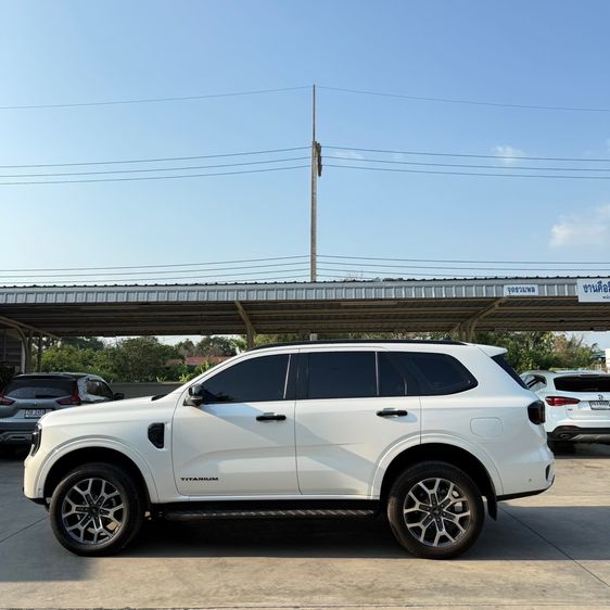 Ford Everest 2022 2.0 Titanium Plus 4WD Utility-car ดีเซล ไม่ติดแก๊ส เกียร์อัตโนมัติ ขาว รูปที่ 2
