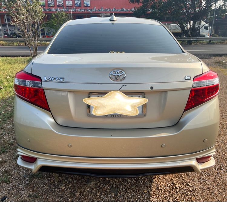 Toyota Vios 2015 1.5 E Sedan เบนซิน ไม่ติดแก๊ส เกียร์อัตโนมัติ บรอนซ์ทอง รูปที่ 4
