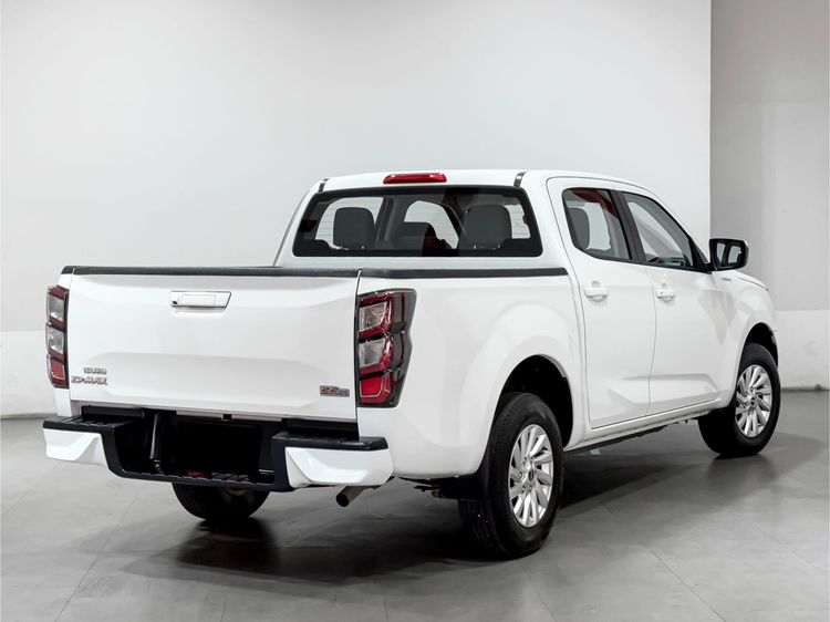 Isuzu D-MAX 2024 MaxForce Hi-Lander 2.2 Ddi L Pickup ดีเซล ไม่ติดแก๊ส เกียร์อัตโนมัติ ขาว รูปที่ 3