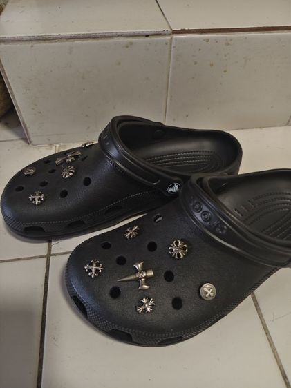 crocs แท้ สภาพสวยๆ ไม่มีตำหนิ ใช้งานไม่ถึงเดือน เบอร์m9w11 รูปที่ 2