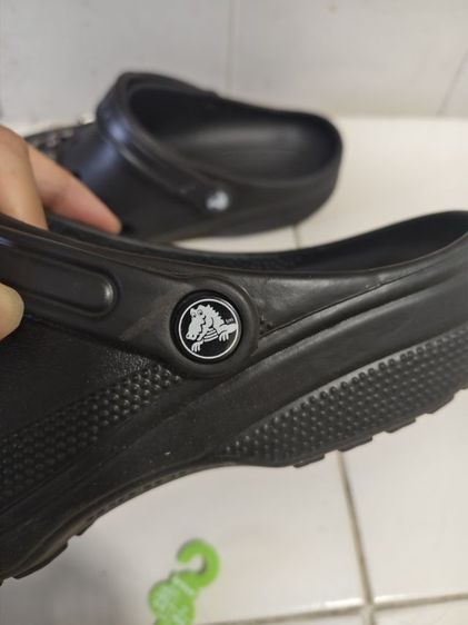 crocs แท้ สภาพสวยๆ ไม่มีตำหนิ ใช้งานไม่ถึงเดือน เบอร์m9w11 รูปที่ 6