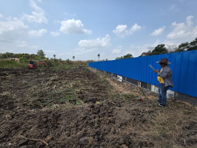 ใช่ ที่ดิน สุวินทวงค์ รูปที่ 3