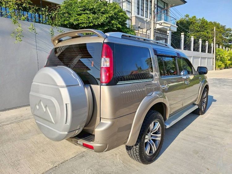 Ford Everest 2012 2.5 LTD TDCI Utility-car ดีเซล ไม่ติดแก๊ส เกียร์อัตโนมัติ บรอนซ์ทอง รูปที่ 3