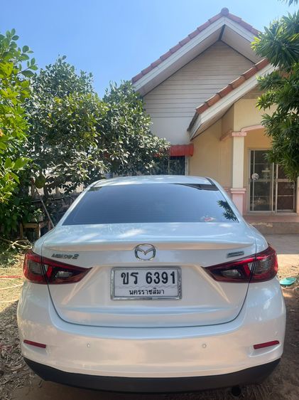 Mazda Mazda 2 2017 1.3 High Sedan เบนซิน เกียร์อัตโนมัติ ขาว รูปที่ 3