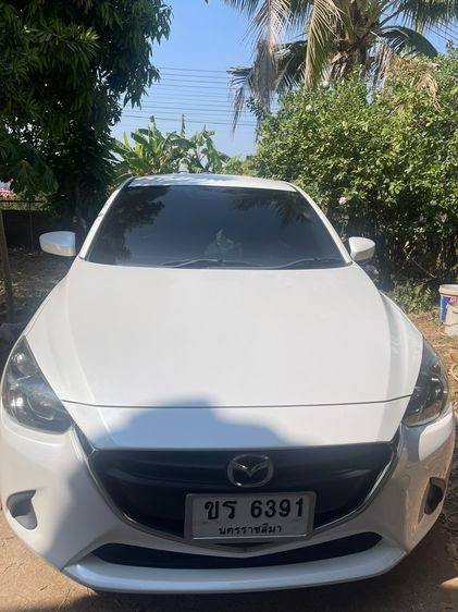 Mazda Mazda 2 2017 1.3 High Sedan เบนซิน เกียร์อัตโนมัติ ขาว รูปที่ 2