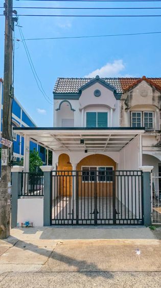 ขาย ทาวน์เฮ้าส์ 2 ชั้น 2 ห้องนอน 2 ห้องน้ำ หมู่บ้านรุ่งกิจ 4  รีโนเวทพร้อมเข้าอยู่