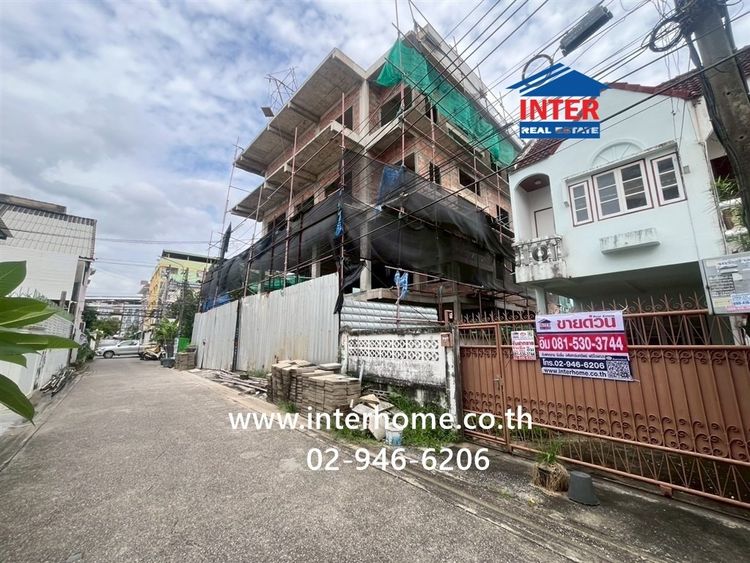 ที่ดิน+ทาวน์เอ้าส์ 2 ชั้น 43 ตร.ว. ที่ดิน+ทาวน์เอ้าส์ ซอยพหลโยธิน53 แยก5 ถนนพหลโยธิน ถนนรามอินทรา เขตบางเขน กรุงเทพมหานคร