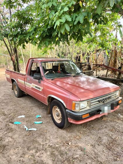 Toyota Hilux Hero 1989 รุ่นย่อยอื่นๆ Pickup ดีเซล ไม่ติดแก๊ส เกียร์ธรรมดา แดง รูปที่ 3