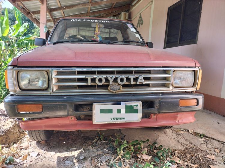 รถ Toyota Hilux Hero รุ่นย่อยอื่นๆ สี แดง