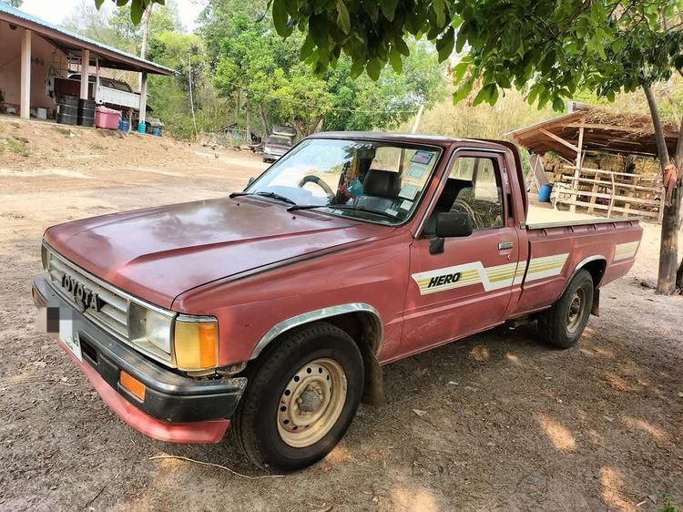 Toyota Hilux Hero 1989 รุ่นย่อยอื่นๆ Pickup ดีเซล ไม่ติดแก๊ส เกียร์ธรรมดา แดง รูปที่ 4