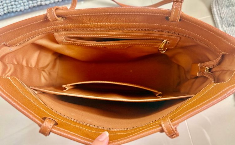 กระเป๋า Tocco Toscano Marlows Tote หนังแท้สี Camel กระเป๋าไปทำงาน รูปที่ 6