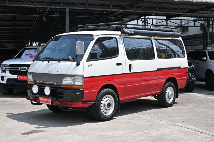 รถ Toyota Hiace 2.7 VVT-i สี ขาว